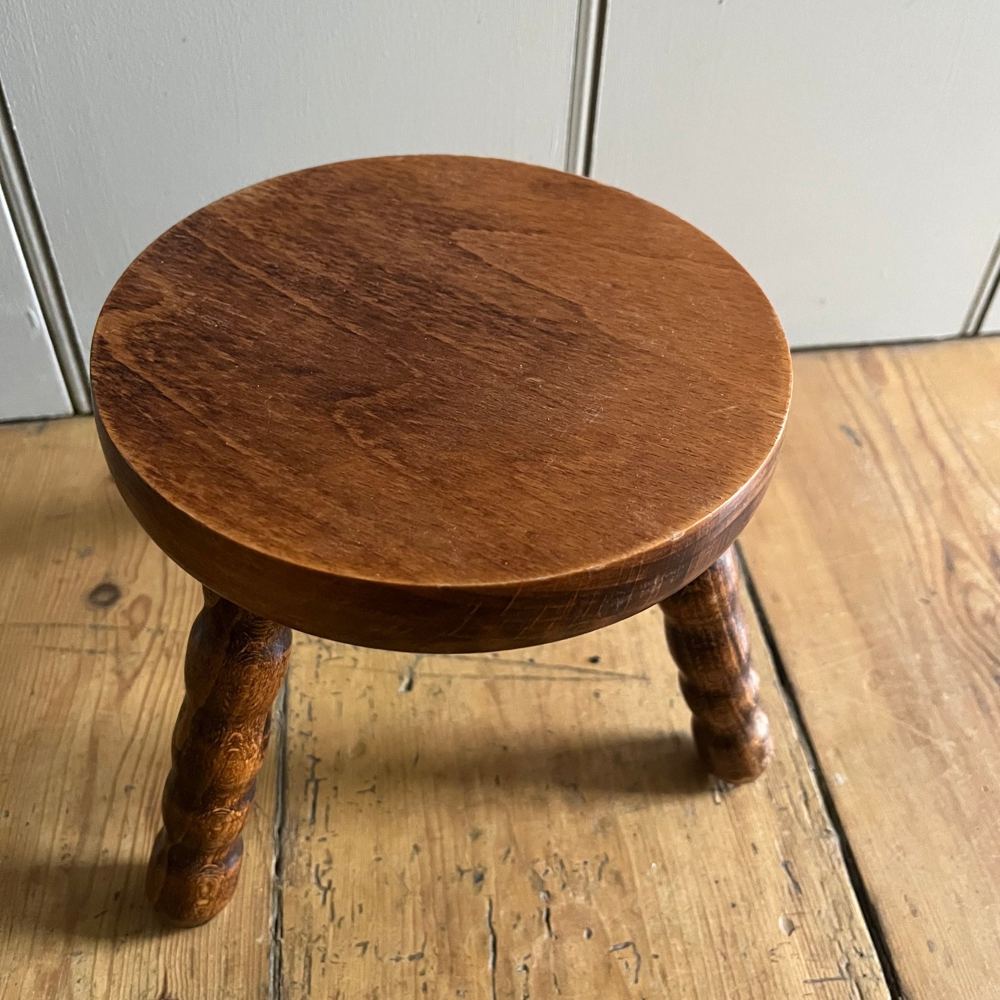 Bobbin stool from the top