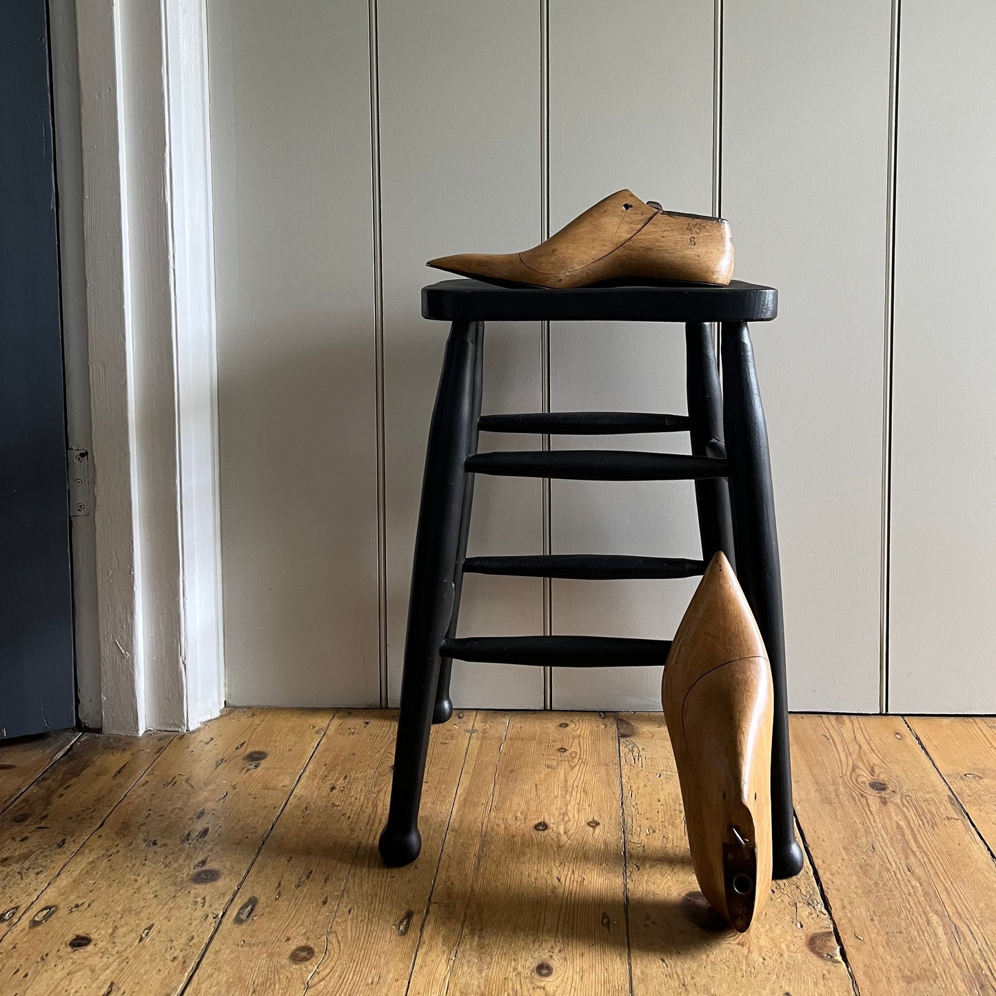 Pair of wooden shoe lasts