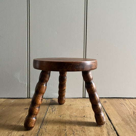 Bobbin stool